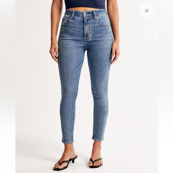 Abercrombie & Fitch Petite Curve Love High Rise Super Skinny Ankle Jean - Picture 1 of 6